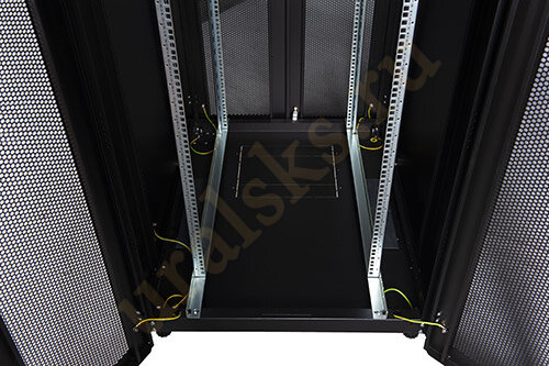 DR-759221 Шкаф напольный Datarex 19", 26U 800х800, двойная передняя дверь перфорация, двойная задняя дверь перфорированная, черный DR-759221 Шкаф напольный Datarex 19", 26U 800х800, двойная передняя дверь перфорация, двойная задняя дверь перфорированная, черный