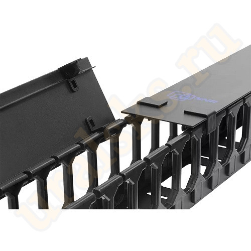 SNR-VR-ORG-2-42 Вертикальный кабельный организатор с крышкой, 90х110мм, 42U