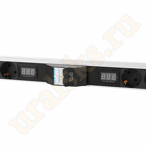 Верт. блок розеток R-32-10S-10C19-8C13-A-Am с авт., и амп., 10 S, 10 60320 C19, 8 60320 C13, 32А, алюм.,33-48U,колодка