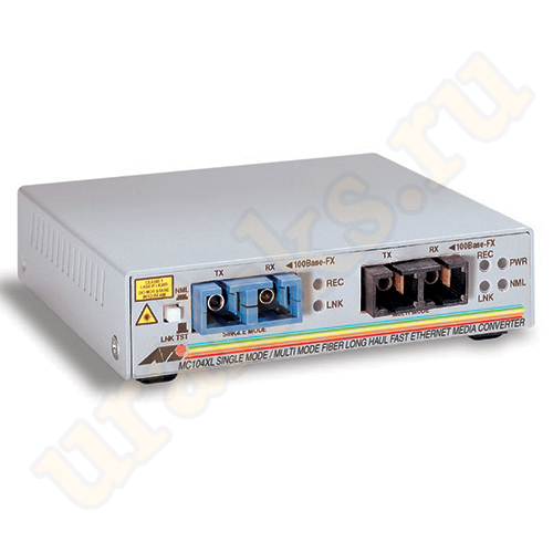 AT-MC104XL-60 Медиаконвертер 100FX (SC) multi-mode to 100FX (SC) single-mode (15km) media converter