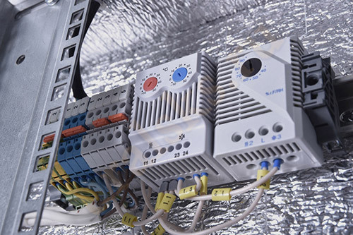 ШТВ-1-30.7.9-43АА-Т1 Шкаф всепогодный напольный укомплектованный 30U (Ш700 × Г900), комплектация Т1-IP55